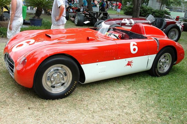 We think this is a Kurtis. Is it?